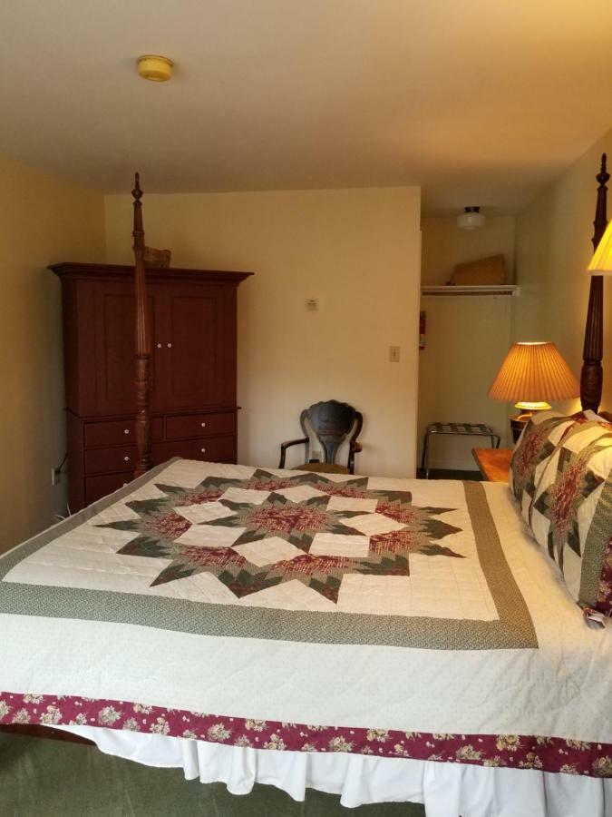 Hawk Mountain Bed & Breakfast Kempton Esterno foto